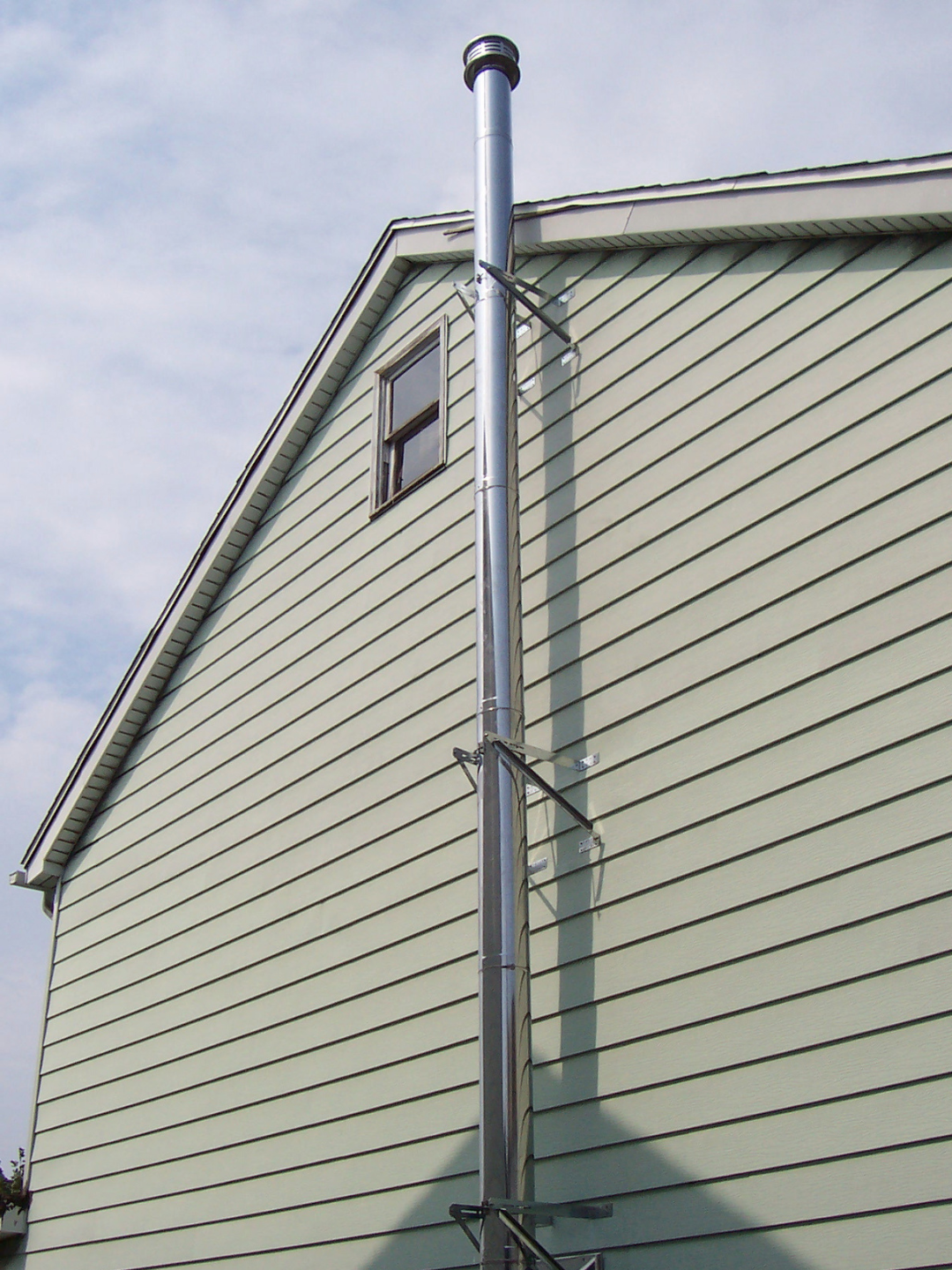 How Long Do Chimney Pipes Last? 5 to 50 Years by Type